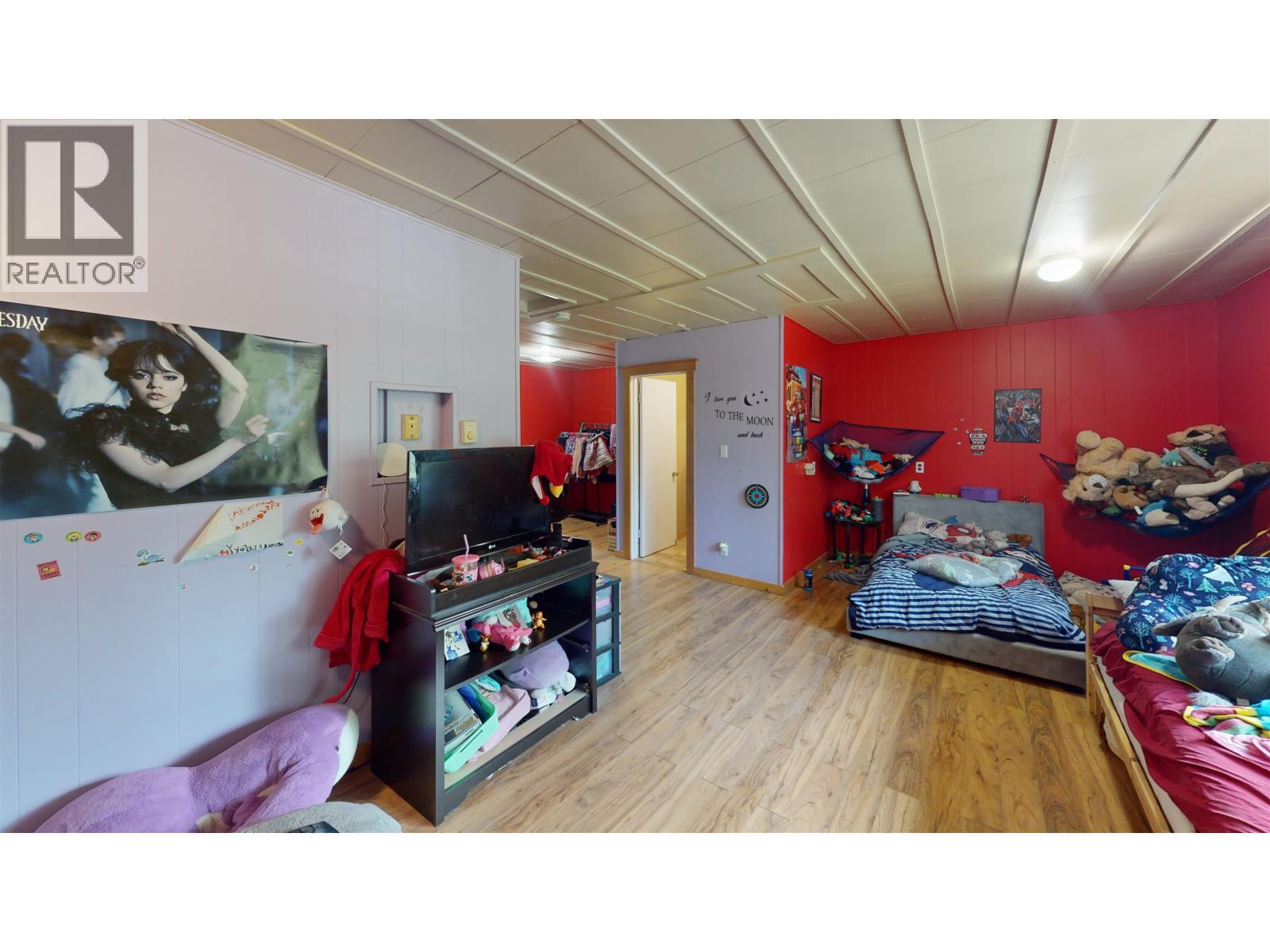 1944 Poplar Avenue, Quesnel, BC - Indoor
