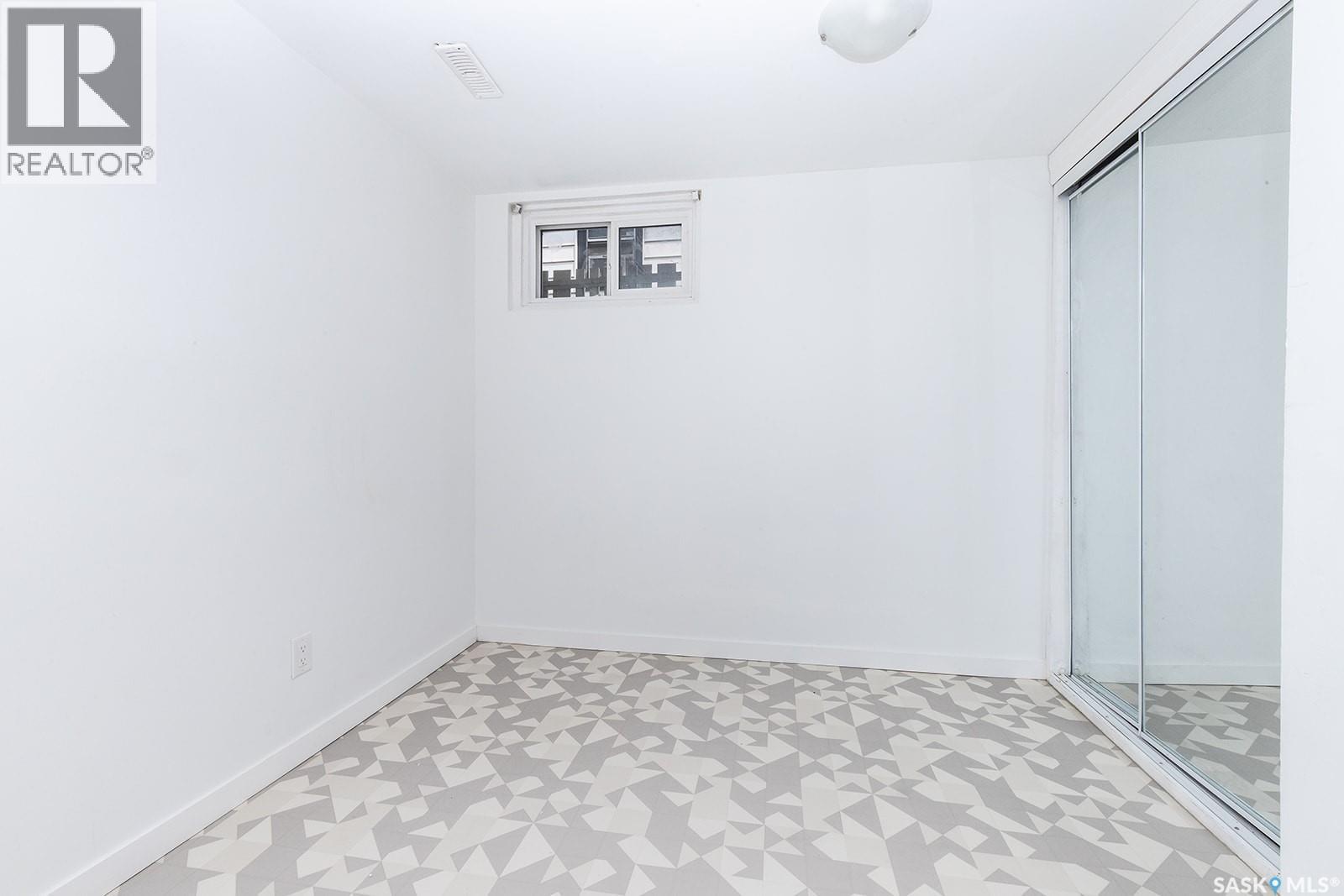 1223 C Avenue N, Saskatoon, SK - Indoor Photo Showing Other Room