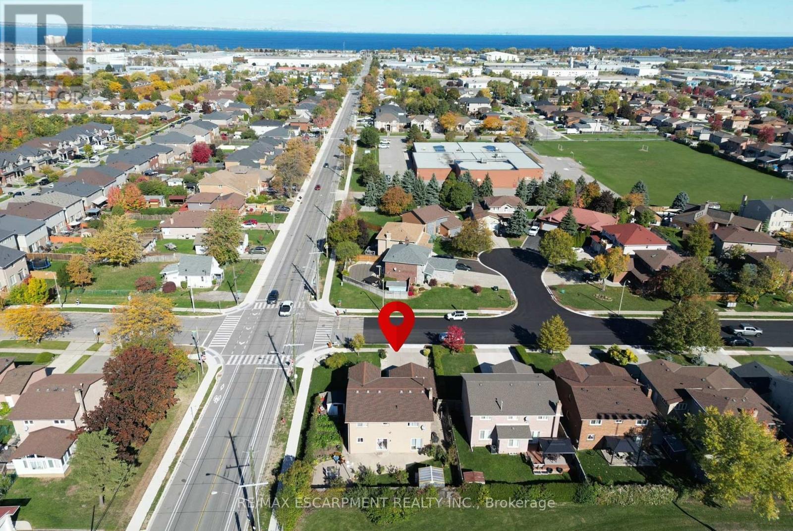 2 Cresthaven Drive, Hamilton, ON - Outdoor With View