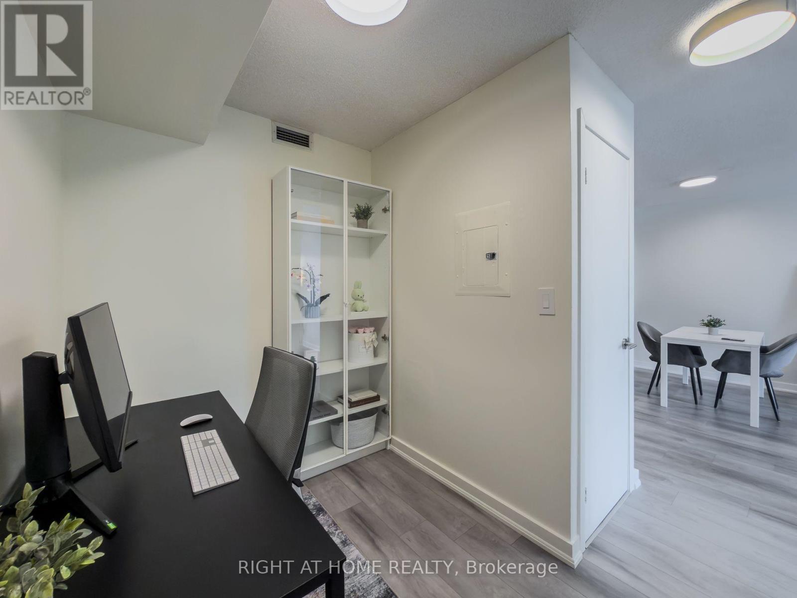 2611 - 81 Navy Wharf Court, Toronto, ON - Indoor Photo Showing Office