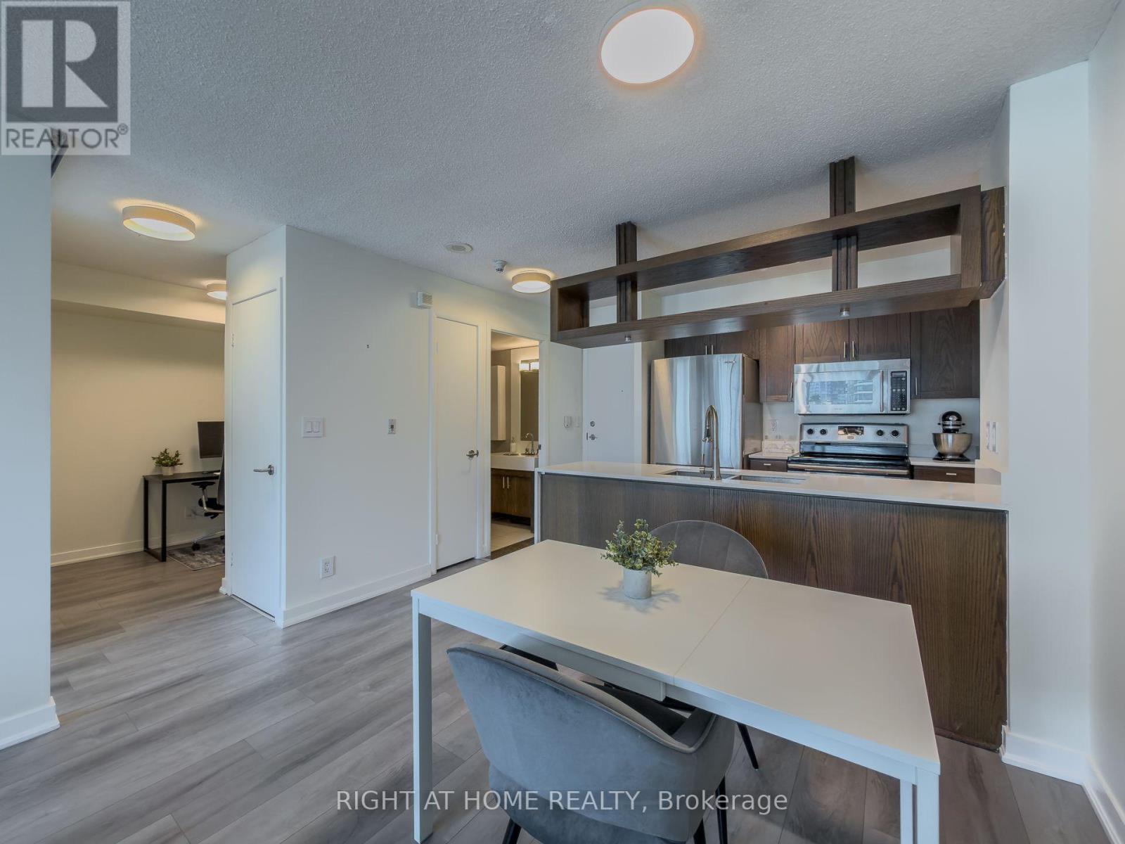 2611 - 81 Navy Wharf Court, Toronto, ON - Indoor