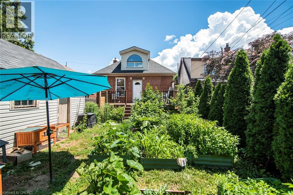 52 Cameron Avenue S, Hamilton, ON - Outdoor