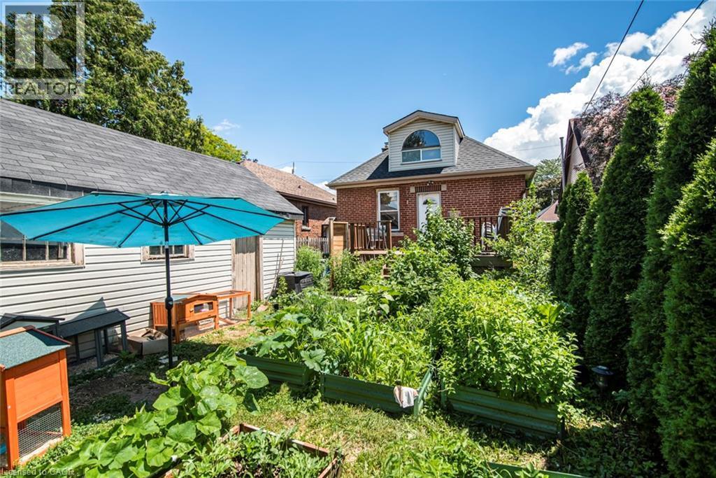52 Cameron Avenue S, Hamilton, ON - Outdoor