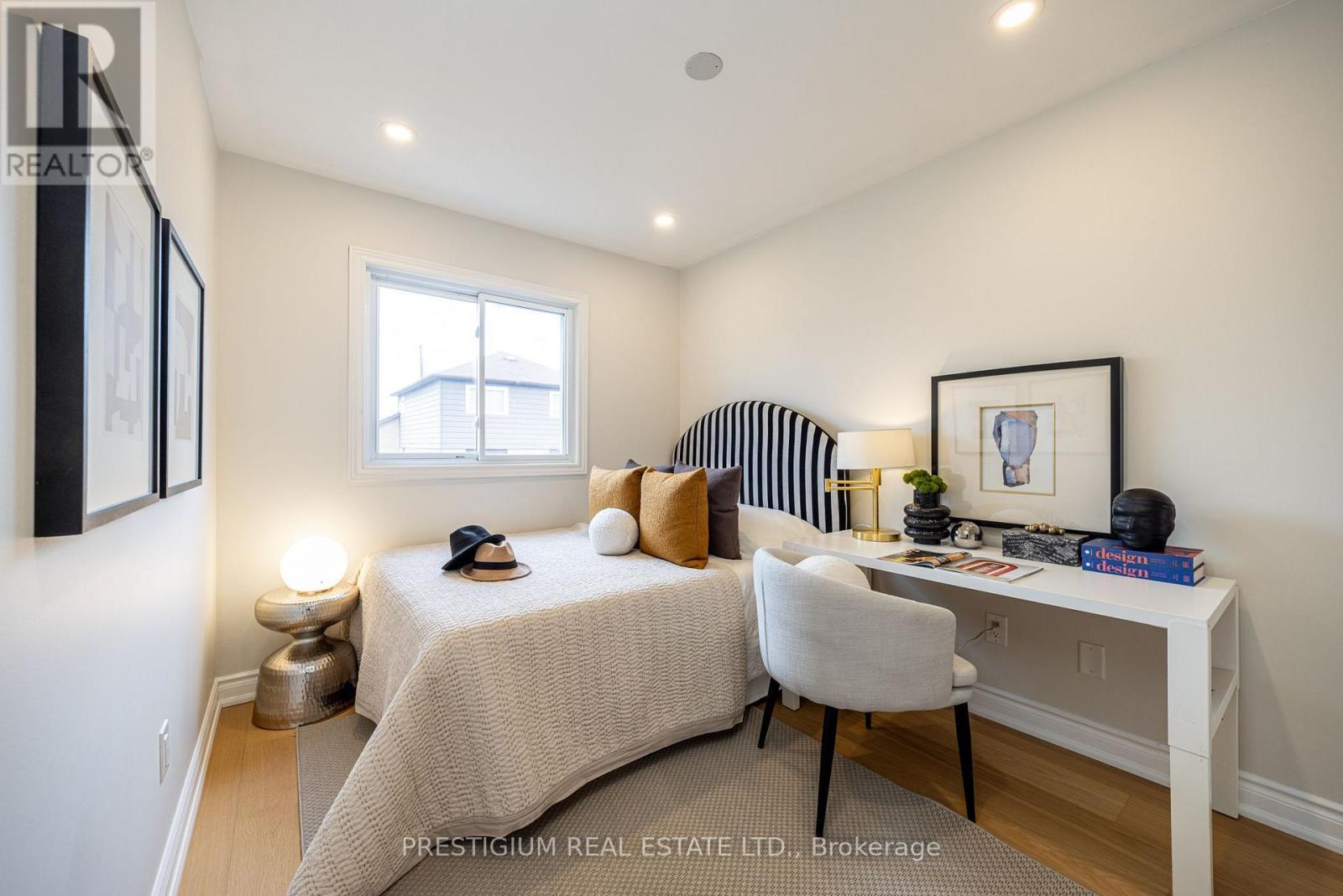 4094 Teakwood Drive, Mississauga, ON - Indoor Photo Showing Bedroom