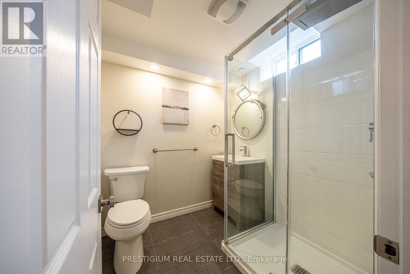 4094 Teakwood Drive, Mississauga, ON - Indoor Photo Showing Bathroom