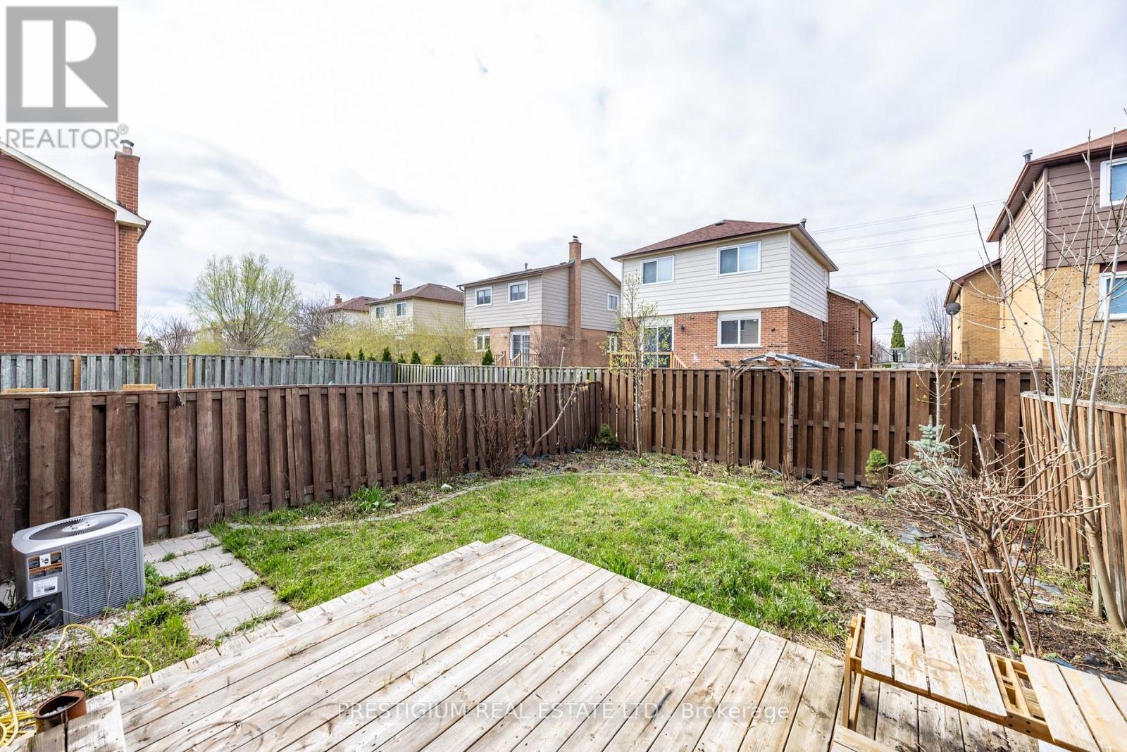4094 Teakwood Drive, Mississauga, ON - Outdoor With Deck Patio Veranda