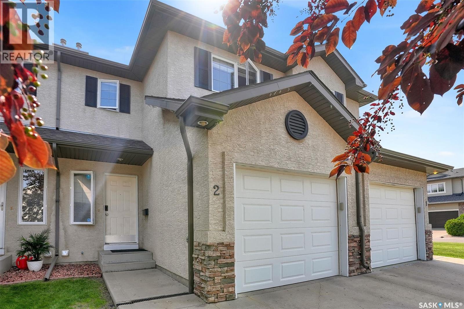 2 3101 Tregarva Road E, Regina, SK - Outdoor