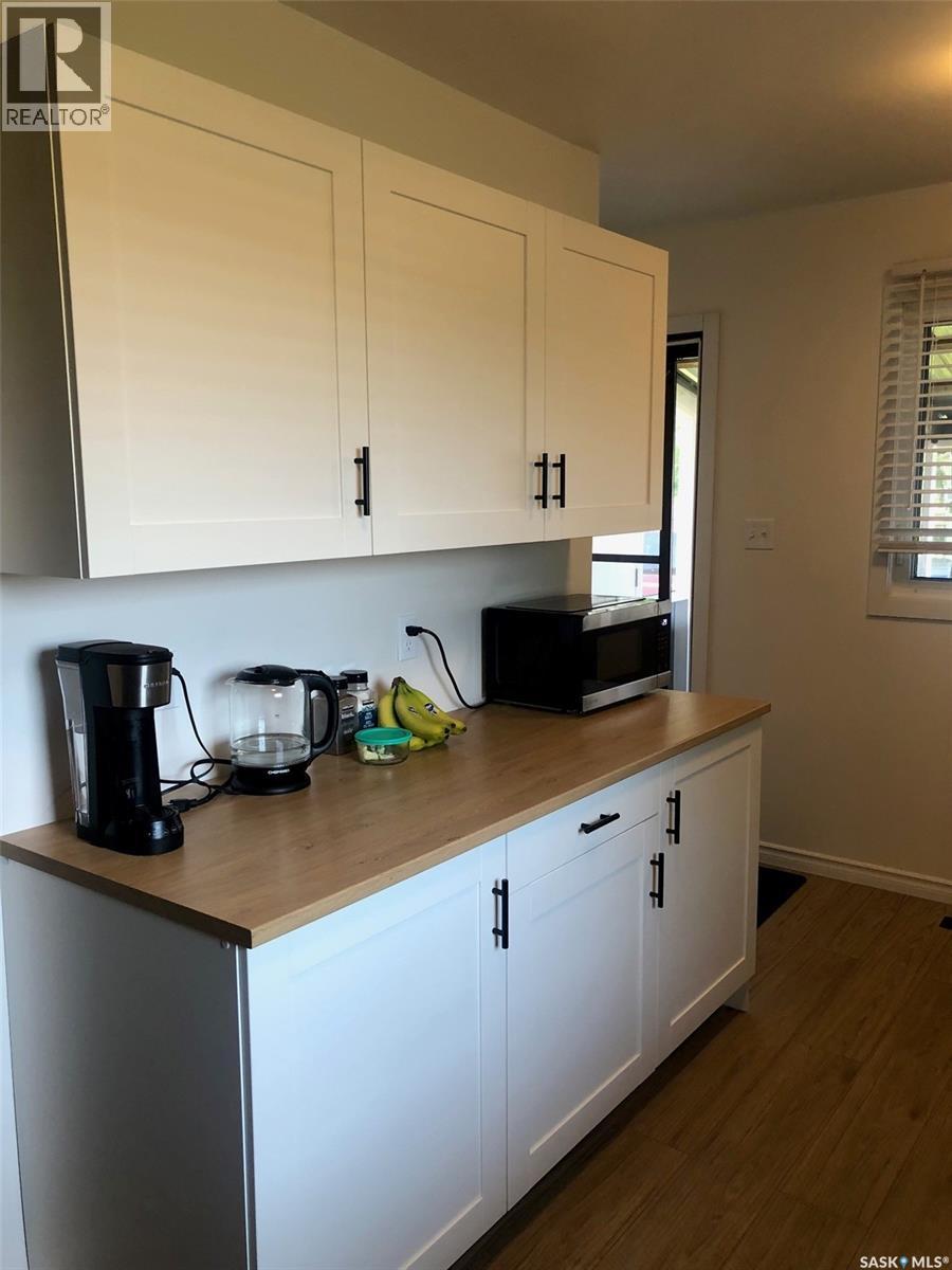 244 Northern Avenue, Canora, SK - Indoor Photo Showing Kitchen