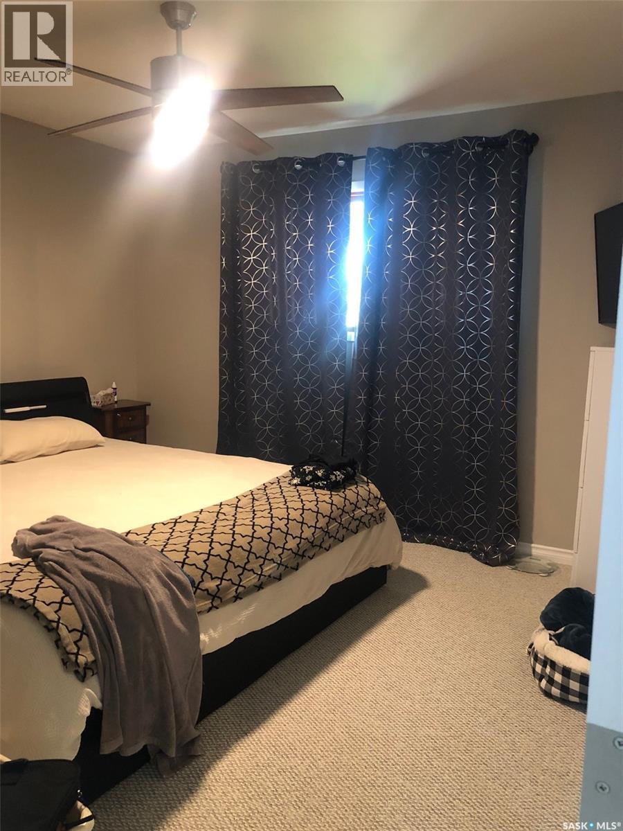 244 Northern Avenue, Canora, SK - Indoor Photo Showing Bedroom
