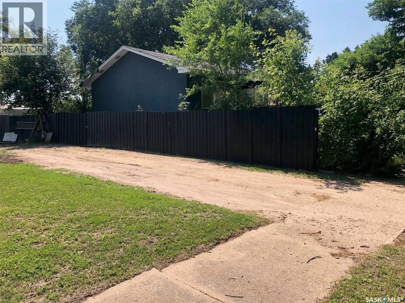 244 Northern Avenue, Canora, SK - Outdoor