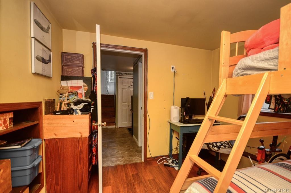 871 Fleming St, Esquimalt, BC