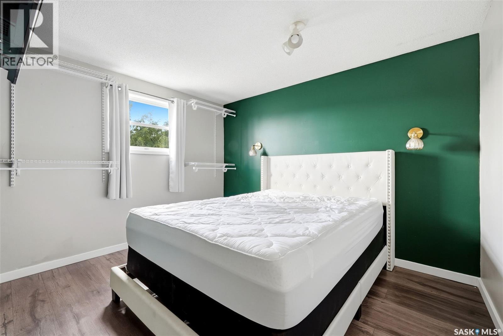 213 Grove Avenue, Saskatchewan Beach, SK - Indoor Photo Showing Bedroom