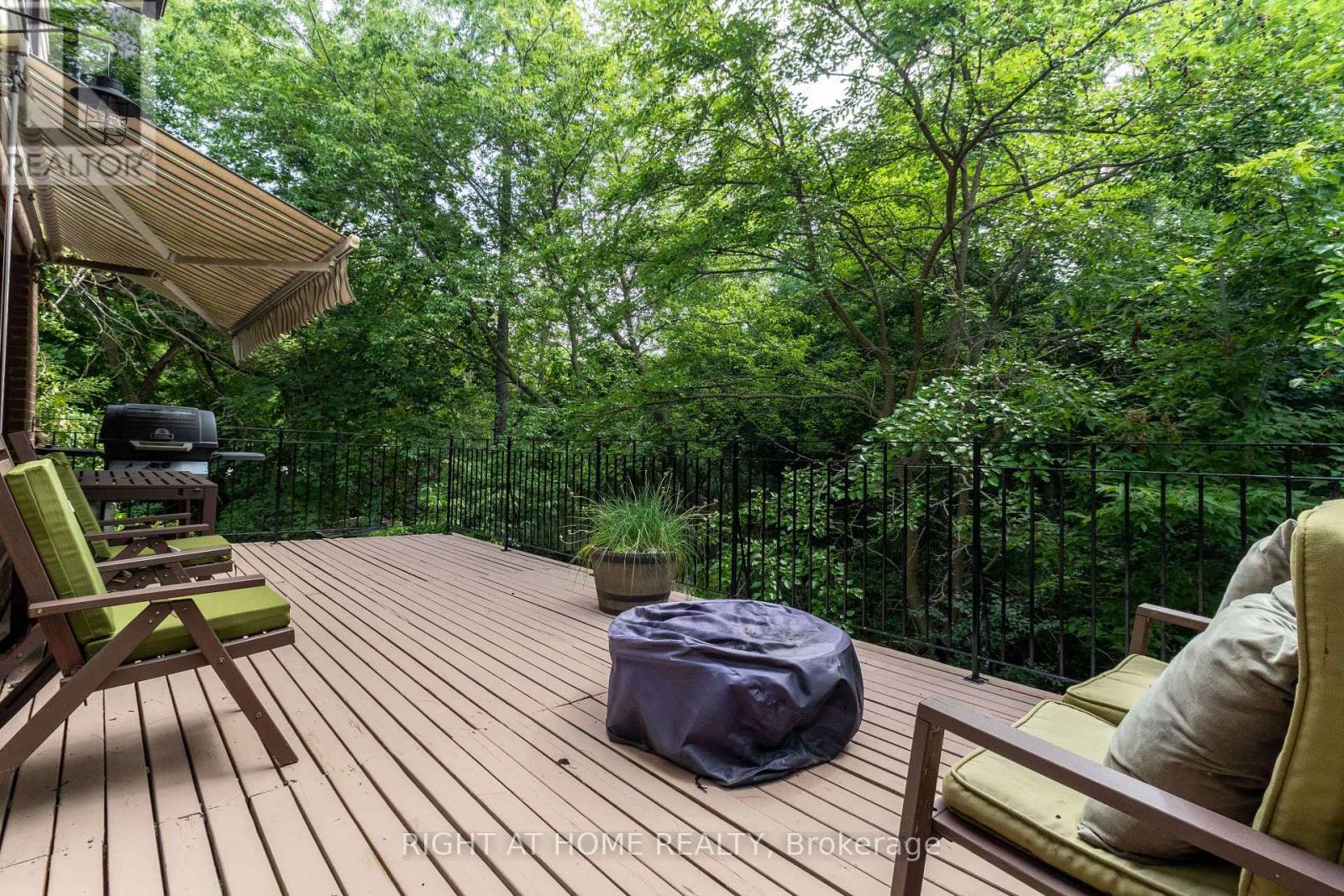 2 Cedarview Drive, Toronto, ON - Outdoor With Deck Patio Veranda