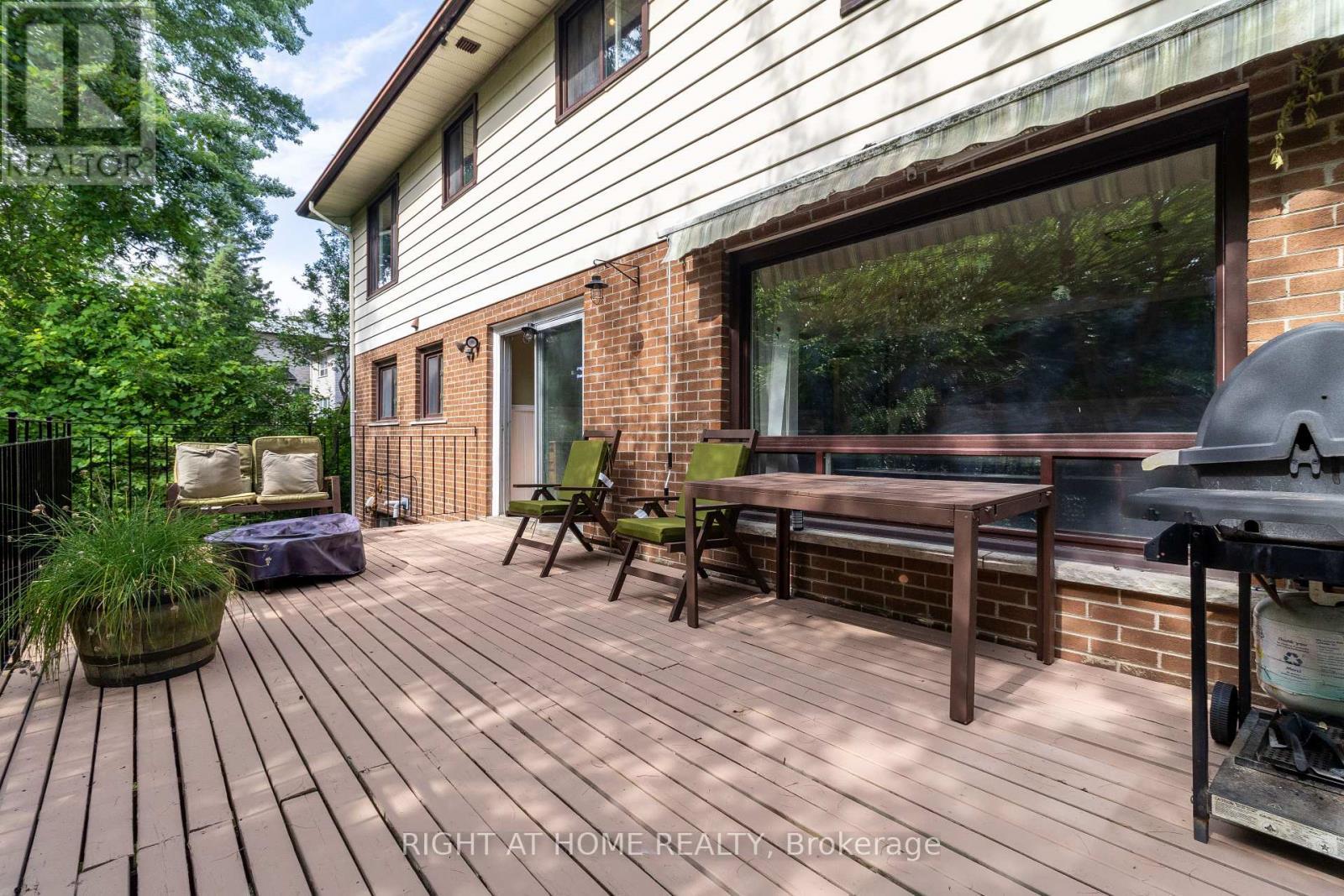 2 Cedarview Drive, Toronto, ON - Outdoor With Deck Patio Veranda With Exterior
