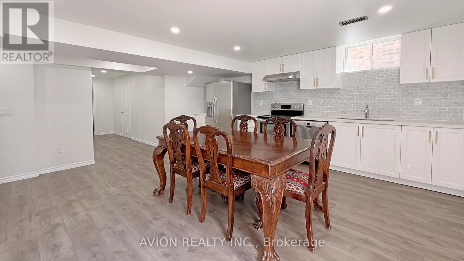 76 Maple Fields Circle, Aurora, ON - Indoor