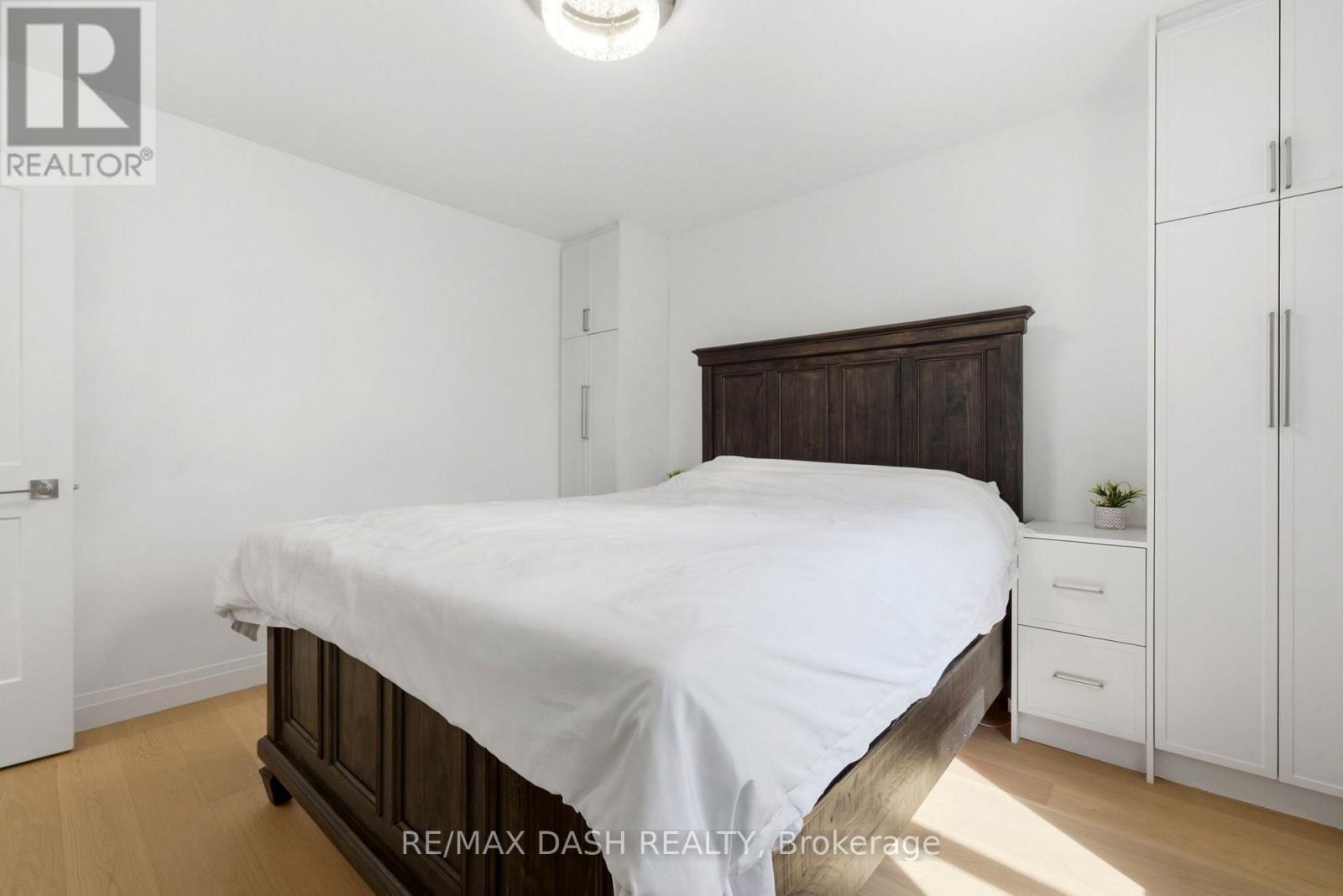 111 Gorman Park Road, Toronto, ON - Indoor Photo Showing Bedroom