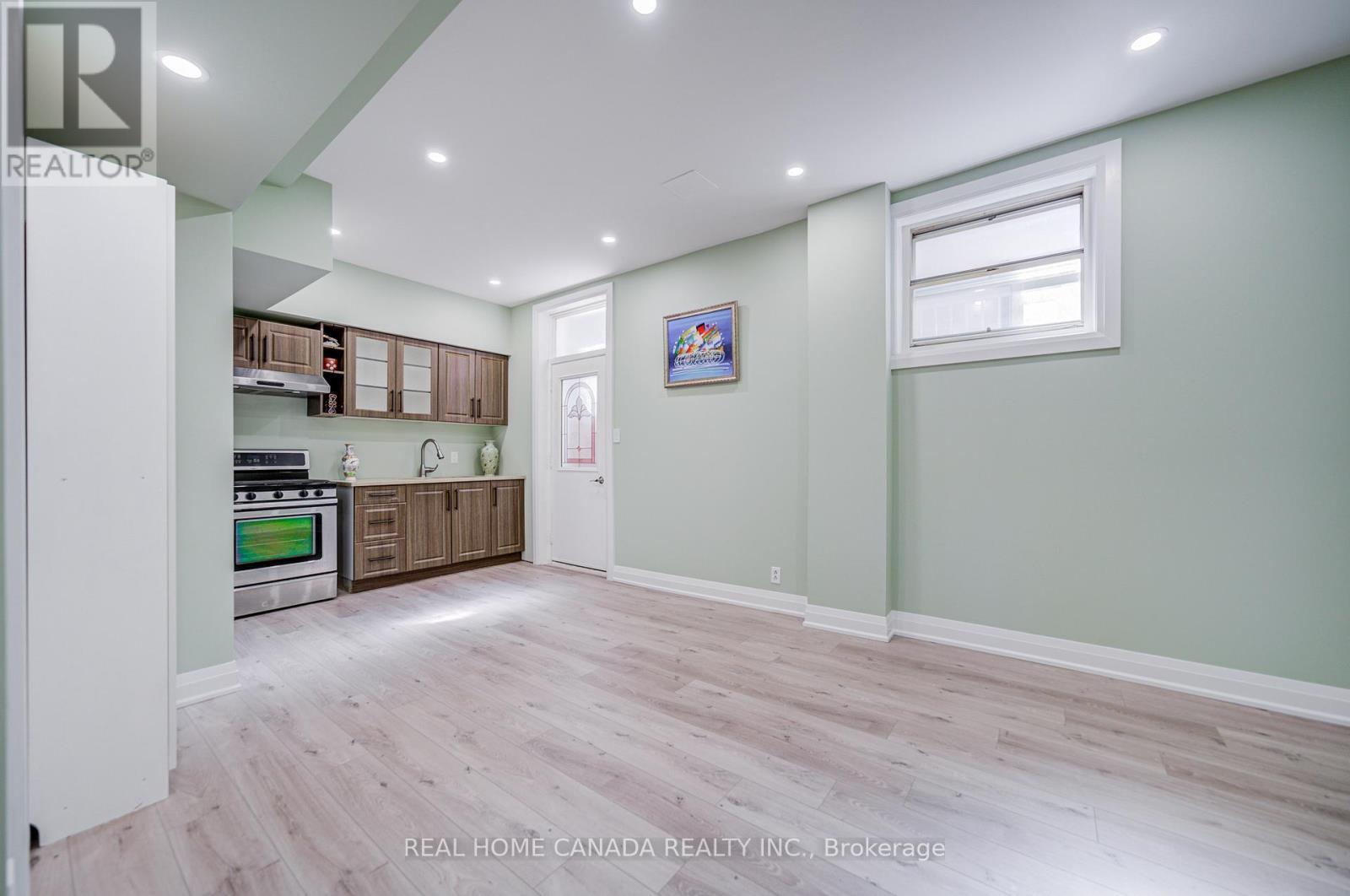 29 Ellesboro Drive, Mississauga, ON - Indoor