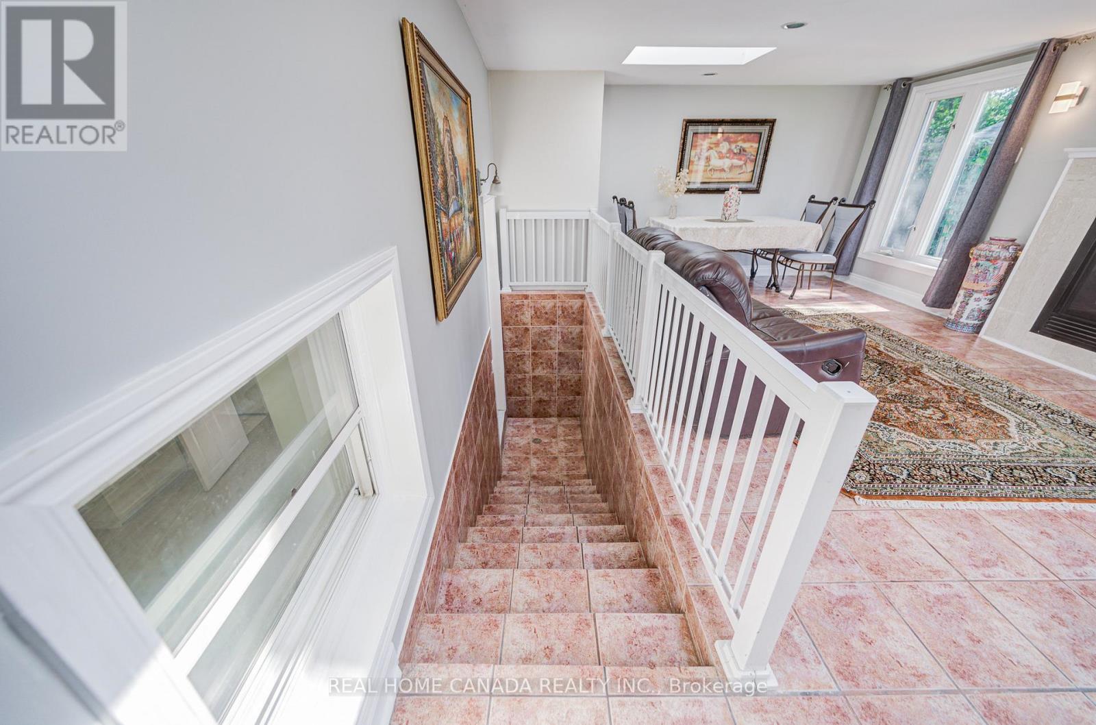 29 Ellesboro Drive, Mississauga, ON - Indoor Photo Showing Other Room