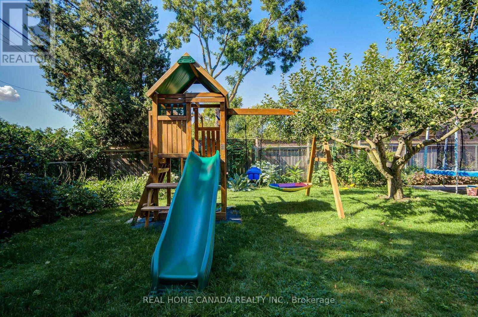 29 Ellesboro Drive, Mississauga, ON - Outdoor