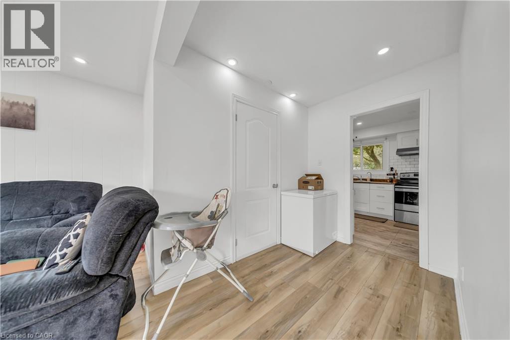 51 Shadeland Crescent, Kitchener, ON - Indoor