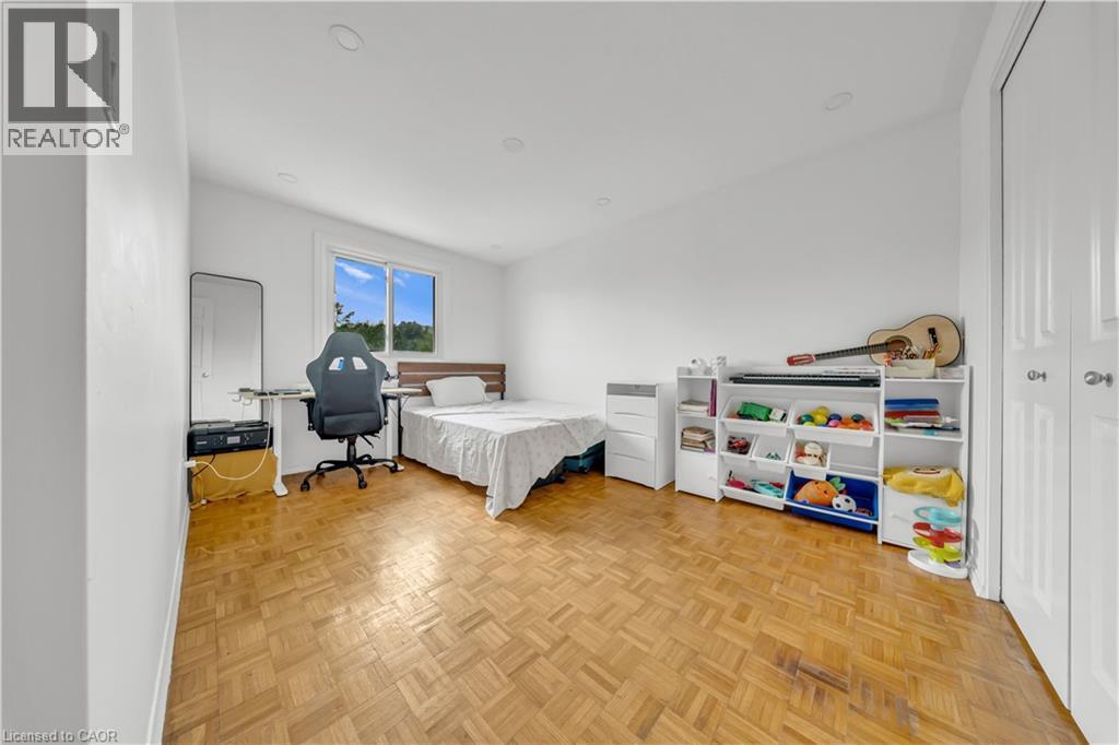 51 Shadeland Crescent, Kitchener, ON - Indoor Photo Showing Other Room
