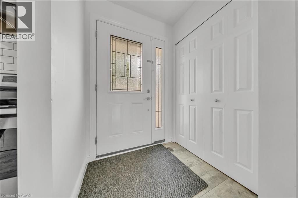 51 Shadeland Crescent, Kitchener, ON - Indoor Photo Showing Other Room