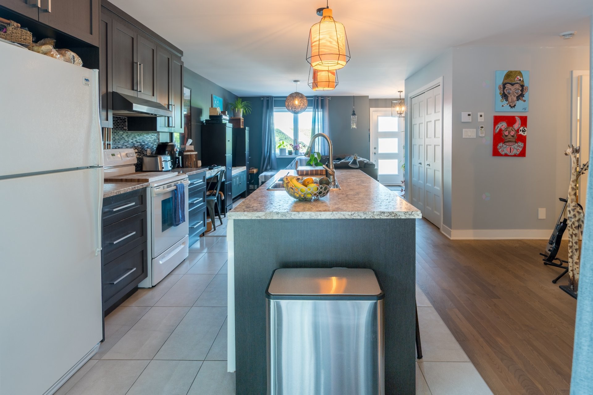 Overall view - 7-190 Rue St-Jacques, Napierville, QC - Indoor Photo Showing Kitchen