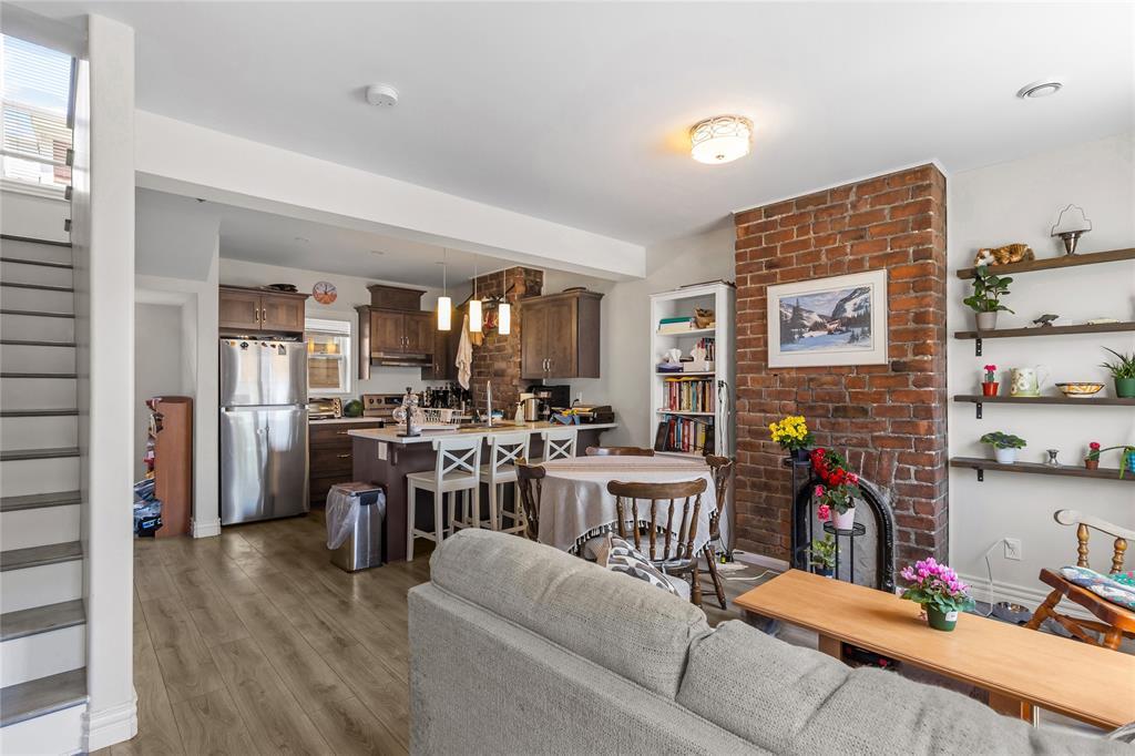 2 Allan Square, St. John'S, NL - Indoor