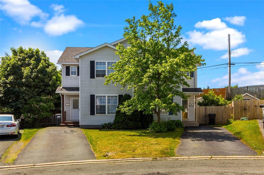 28 Laumann Place, Mount Pearl, NL - Outdoor With Facade