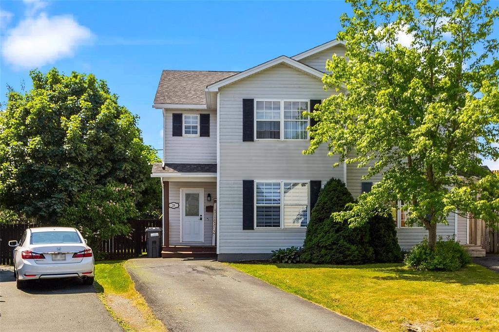28 Laumann Place, Mount Pearl, NL - Outdoor With Facade
