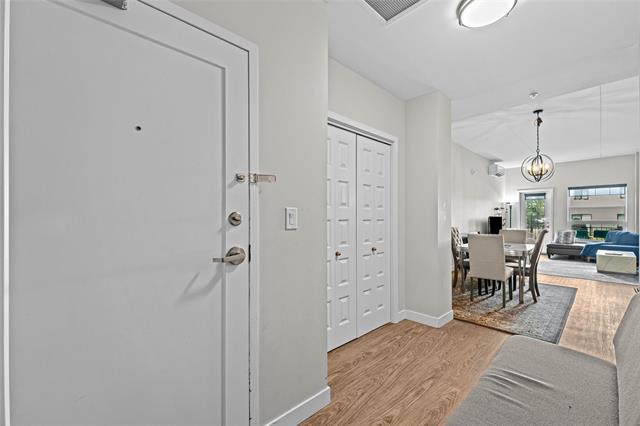 112-300 Centre St, Winnipeg, MB - Indoor