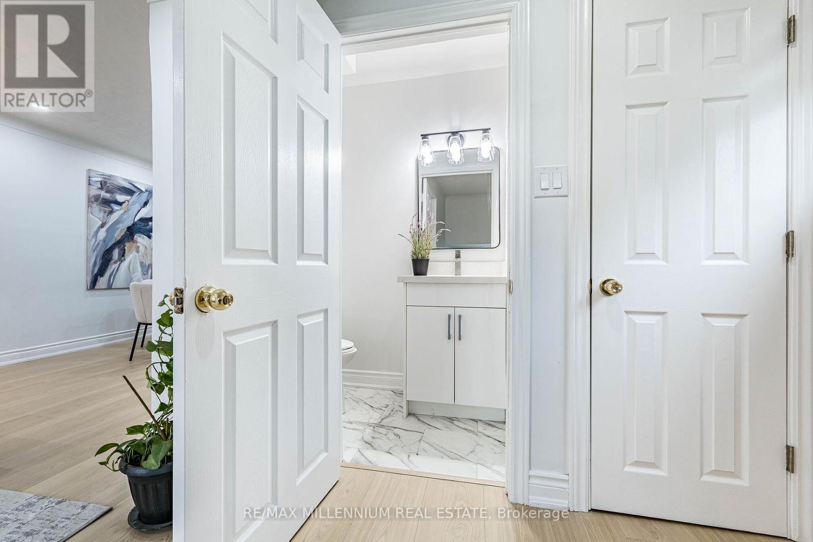 612 Appleby Line, Burlington, ON - Indoor Photo Showing Other Room