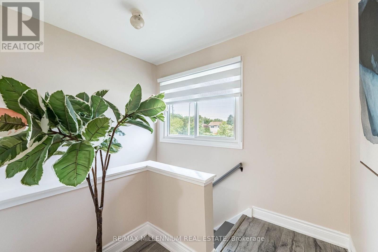 612 Appleby Line, Burlington, ON - Indoor Photo Showing Other Room