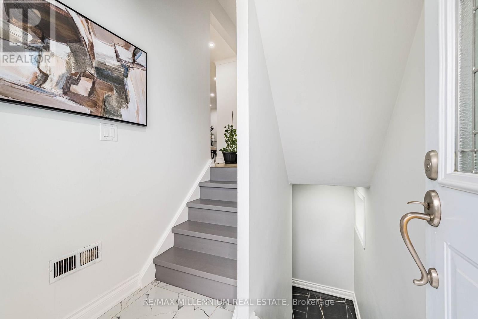 612 Appleby Line, Burlington, ON - Indoor Photo Showing Other Room