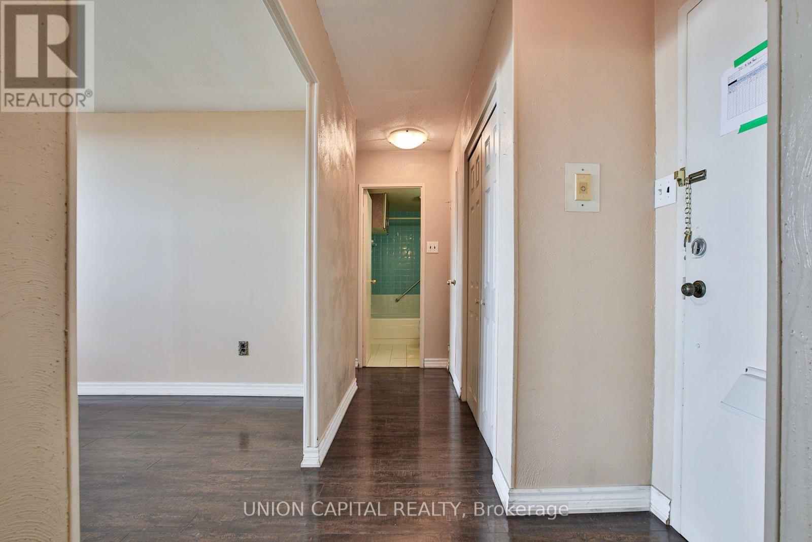 711 - 5 Frith Road, Toronto, ON - Indoor Photo Showing Other Room