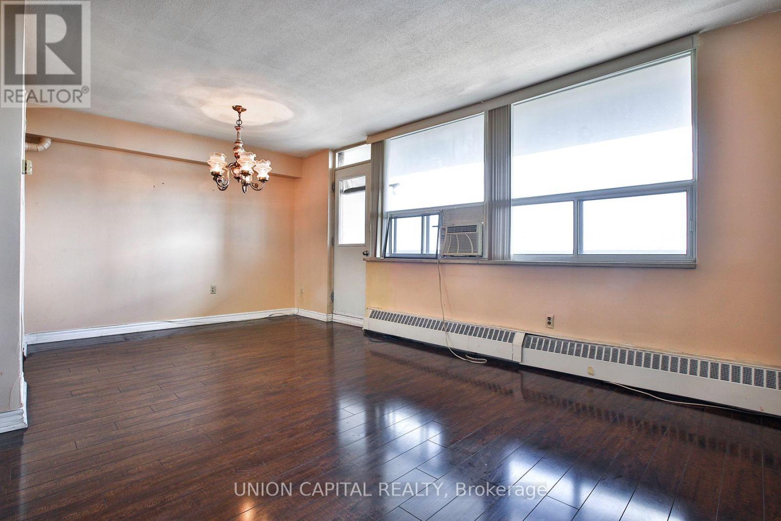 711 - 5 Frith Road, Toronto, ON - Indoor Photo Showing Other Room