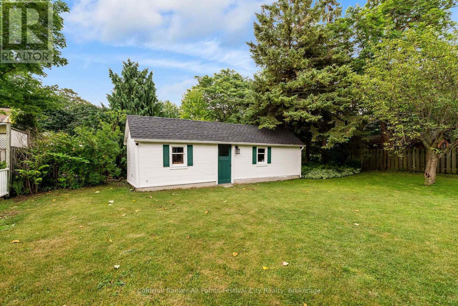 135 Essex Street, Goderich (Goderich (Town)), ON - Outdoor