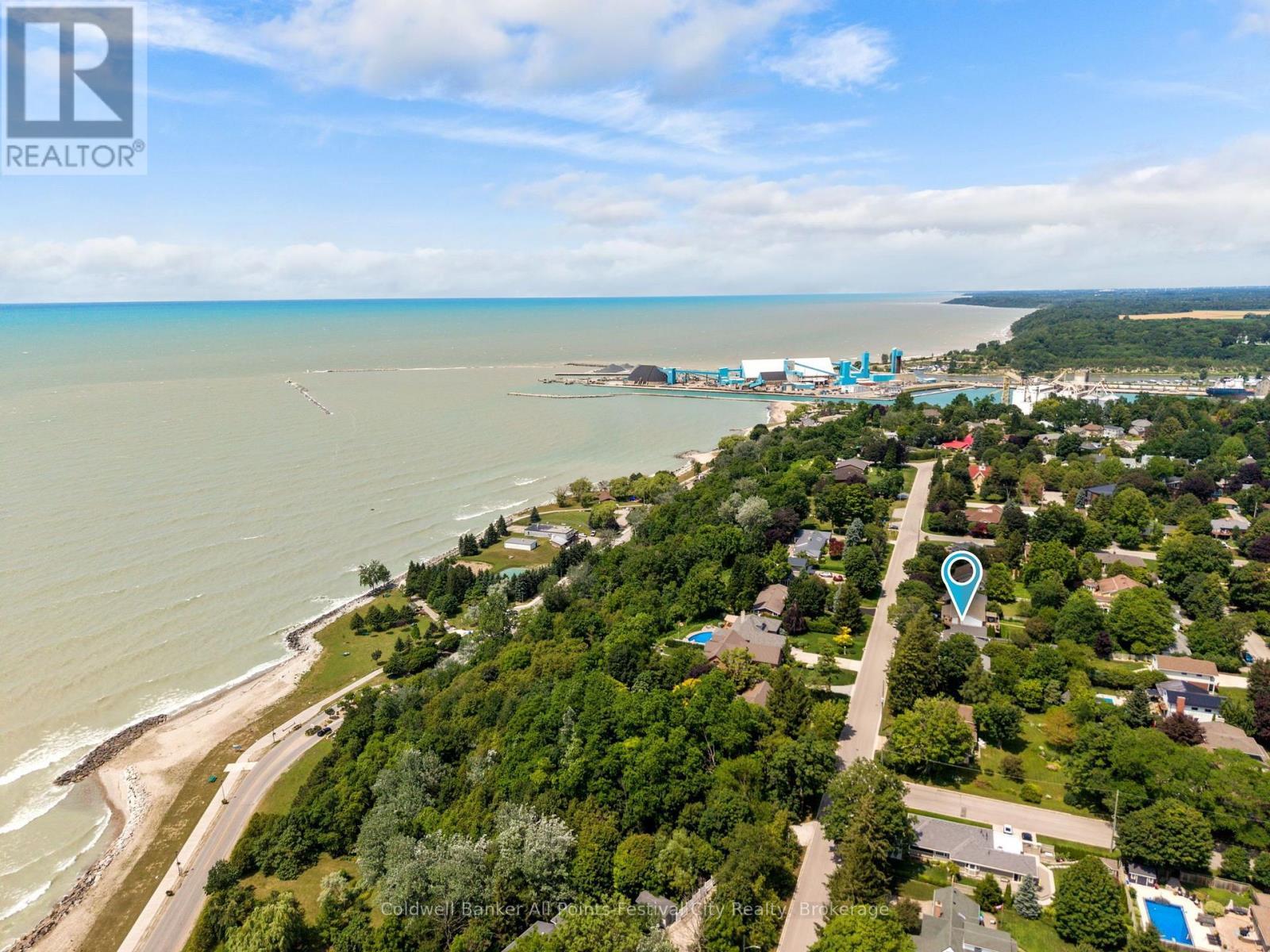 135 Essex Street, Goderich (Goderich (Town)), ON - Outdoor With Body Of Water With View