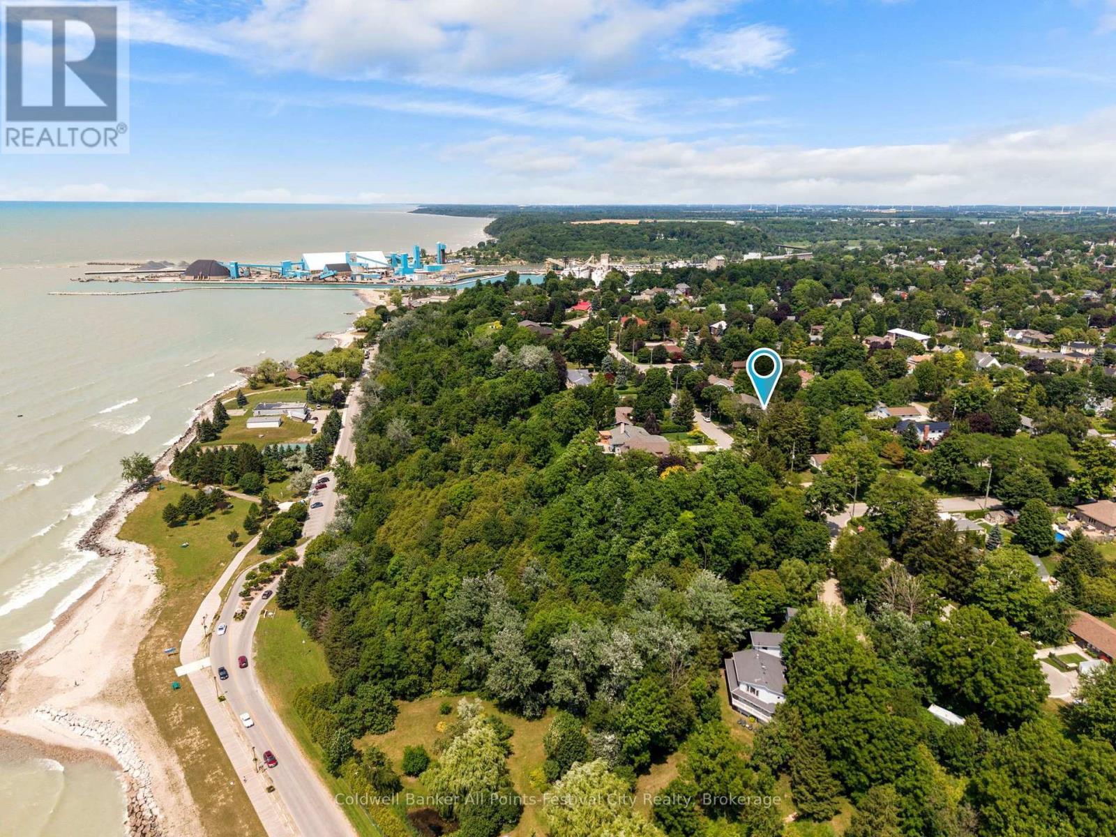 135 Essex Street, Goderich (Goderich (Town)), ON - Outdoor With Body Of Water With View