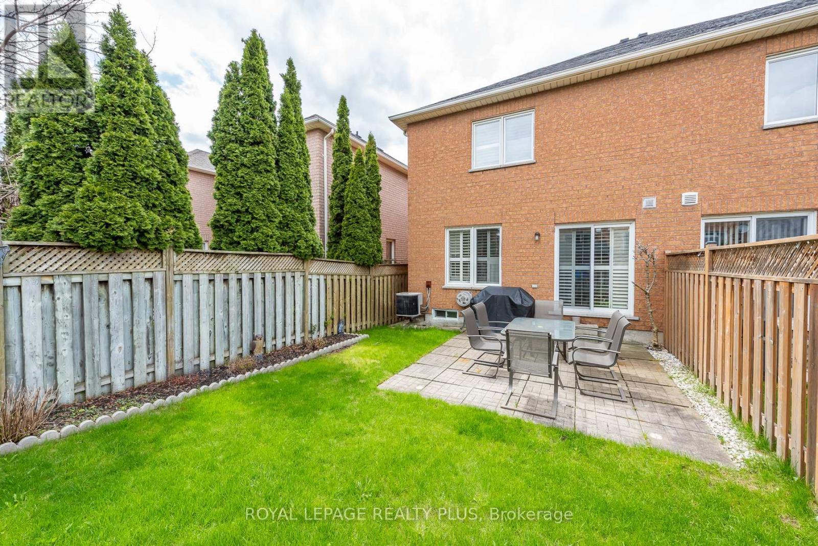 6943 Buttle Station Place, Mississauga, ON - Outdoor With Exterior