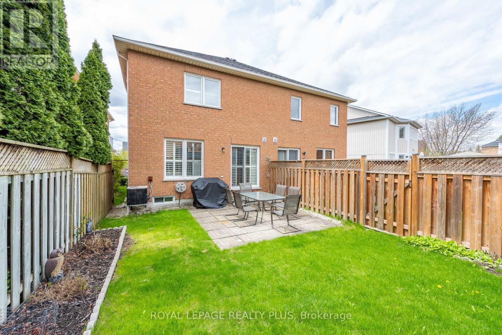 6943 Buttle Station Place, Mississauga, ON - Outdoor With Exterior