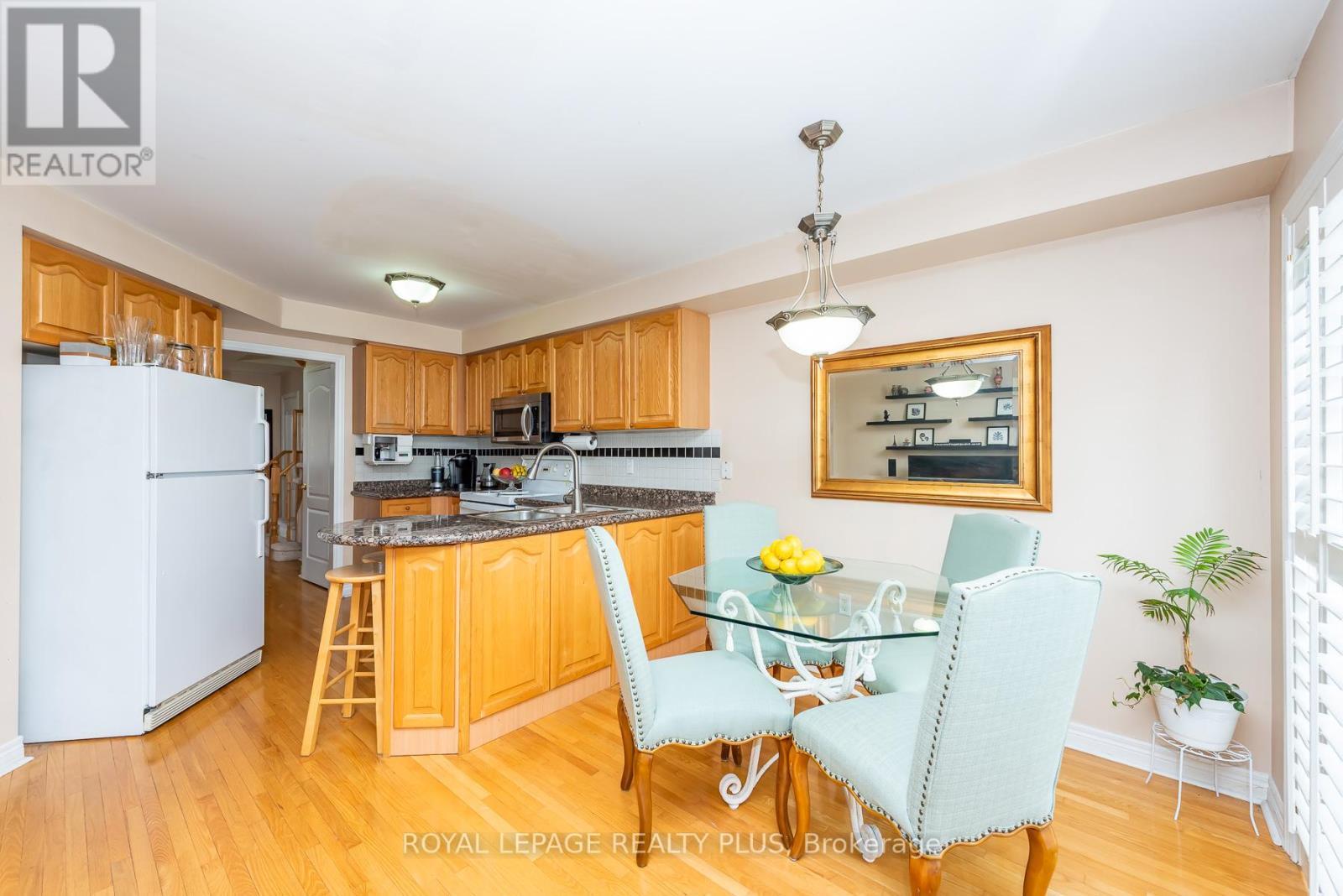 6943 Buttle Station Place, Mississauga, ON - Indoor