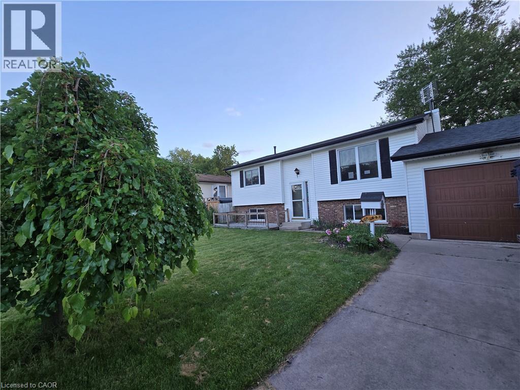697 Ferndale Avenue, Fort Erie, ON