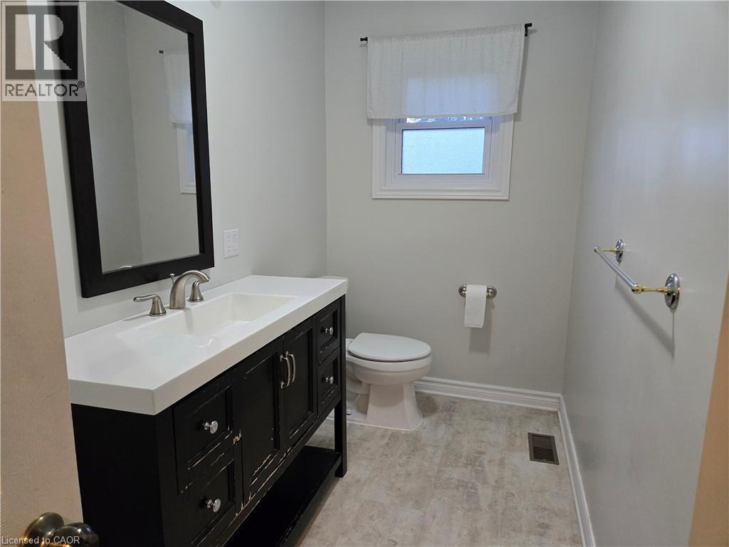 697 Ferndale Avenue, Fort Erie, ON