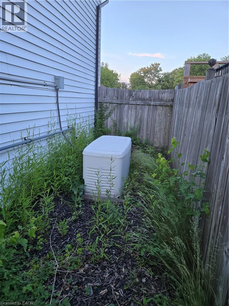 697 Ferndale Avenue, Fort Erie, ON