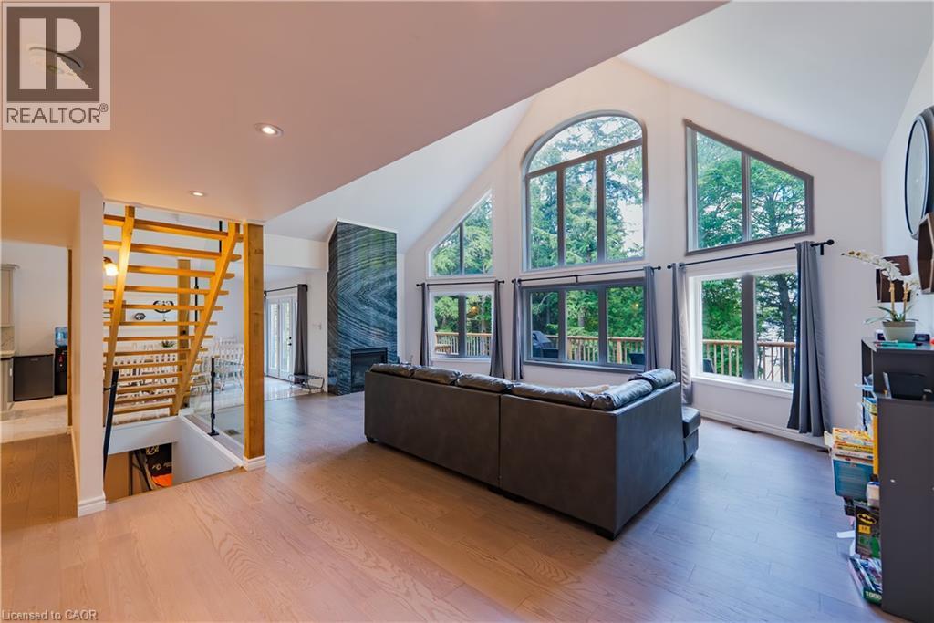 95 Chipmunk Lane, Magnetawan, ON - Indoor