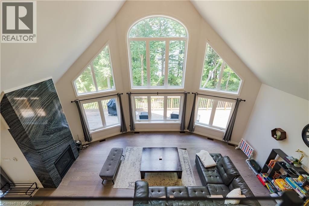 95 Chipmunk Lane, Magnetawan, ON - Indoor Photo Showing Other Room