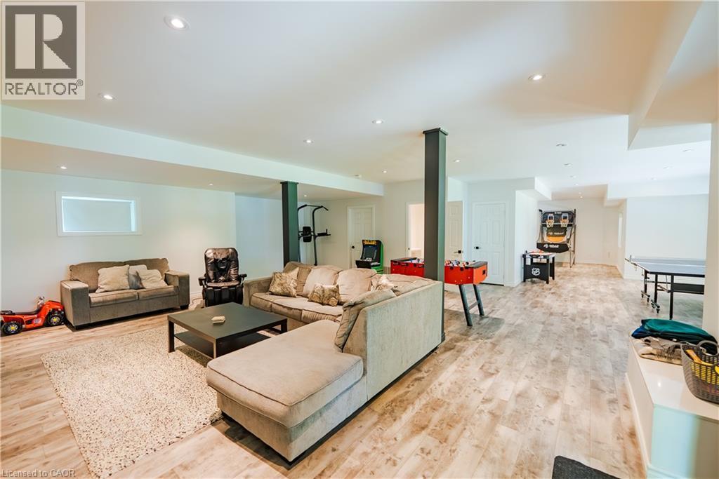 95 Chipmunk Lane, Magnetawan, ON - Indoor