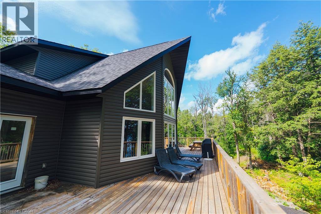 95 Chipmunk Lane, Magnetawan, ON - Outdoor With Exterior