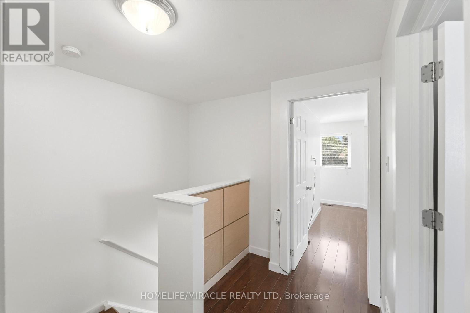 23 Heatherdale Place, Hamilton, ON - Indoor Photo Showing Other Room